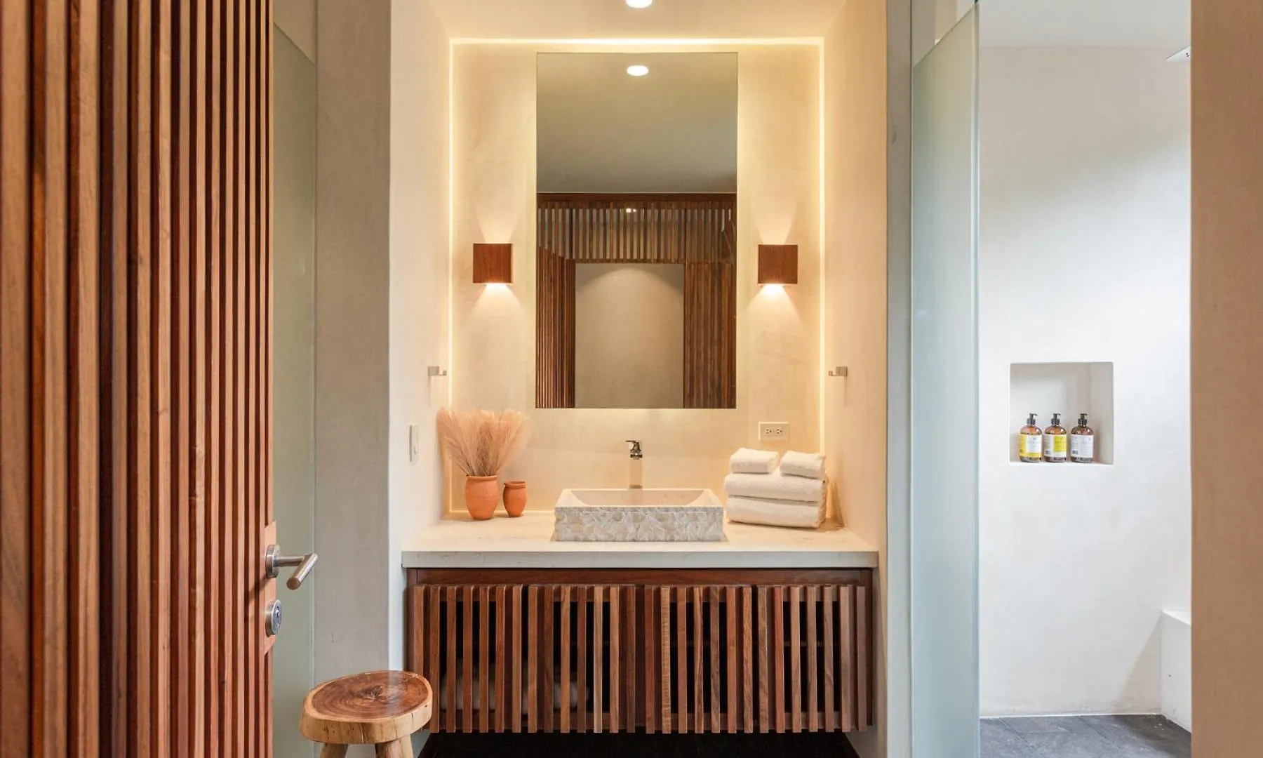 Divine 3Br Ph Private Jacuzzi, Pools, Spa, Yoga Tulum Apartment